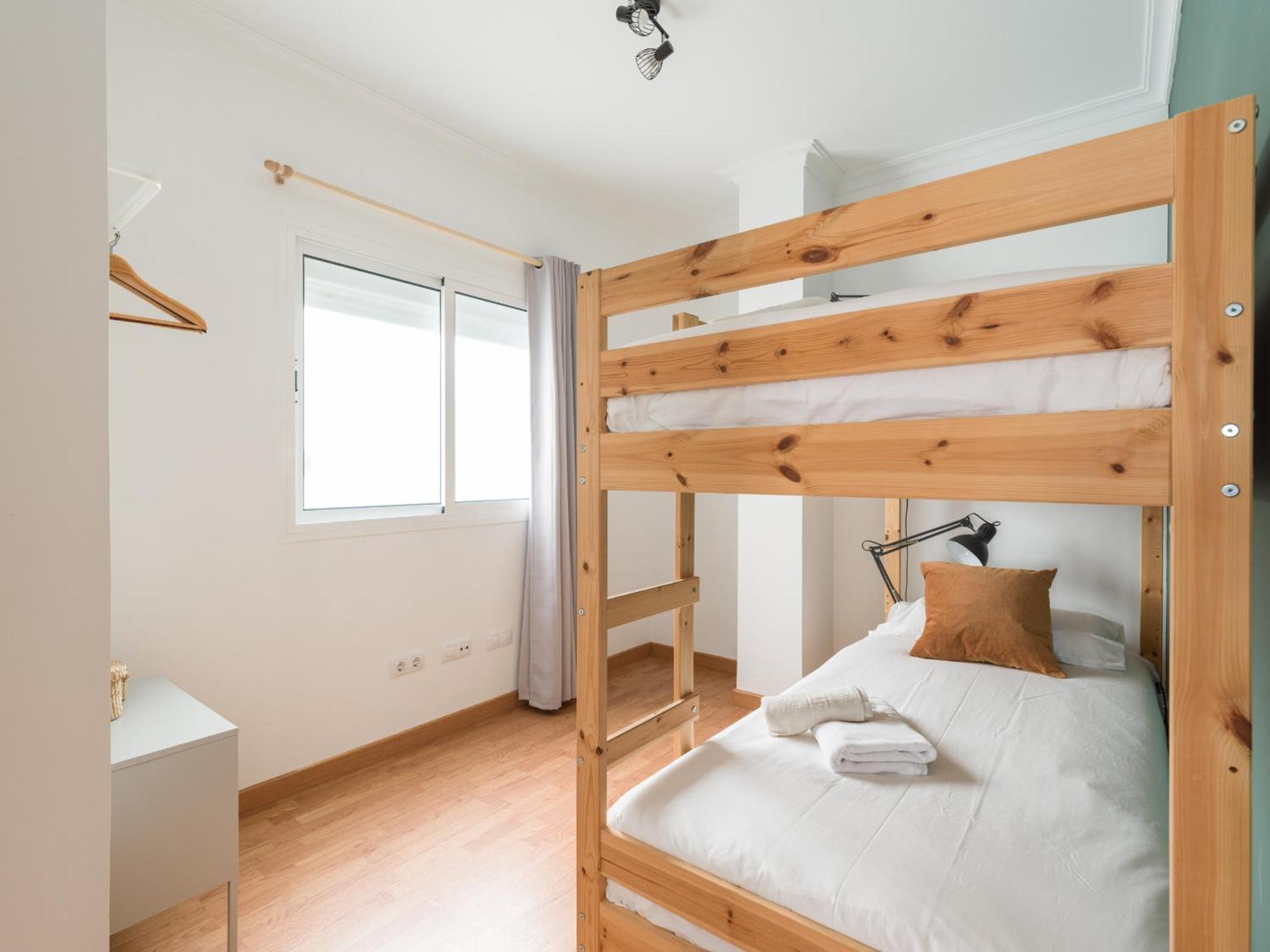 Apartment Moderno Piso De 3 Cerca De Triana *