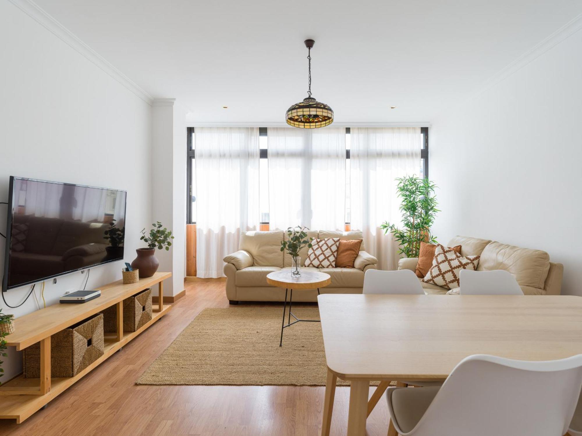 Moderno Piso De 3 Cerca De Triana Apartament *